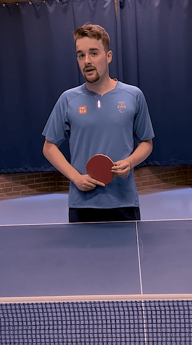 Daniel Gustafsson with his racket.