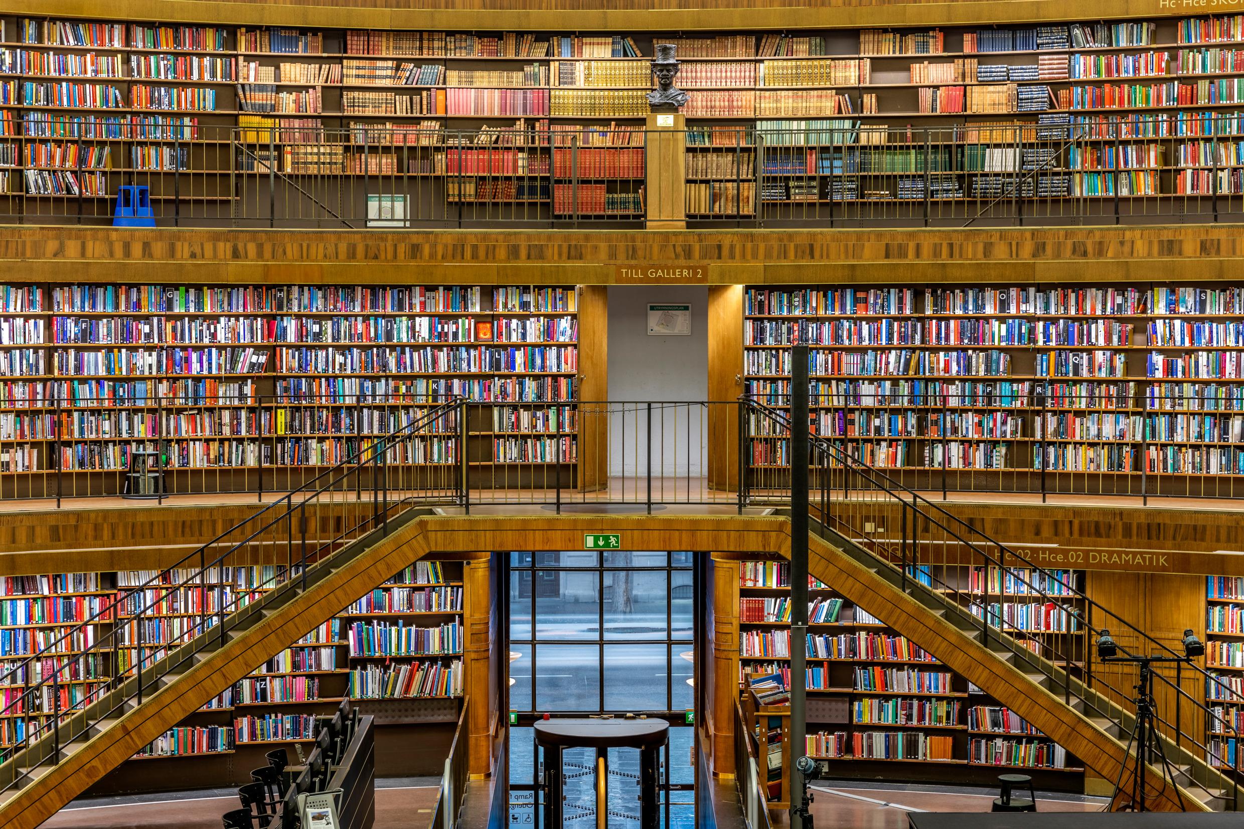A library with rows and rows of books to pick from.